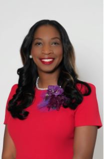 Me'Kia Davis, President