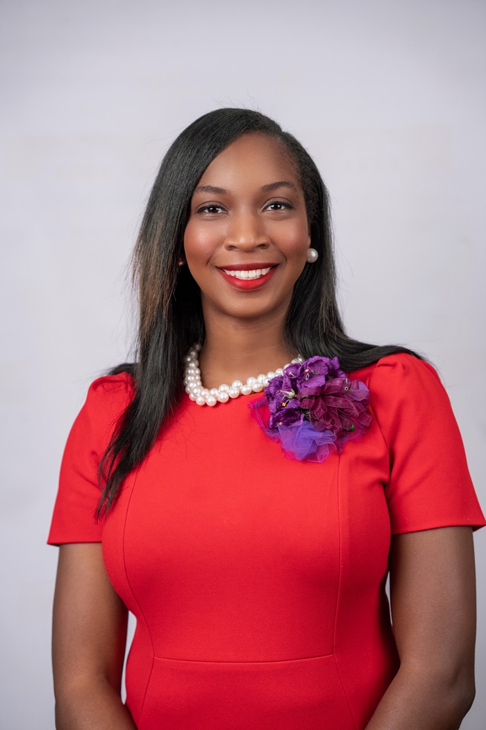 Me’Kia Davis | President