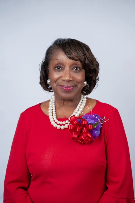 Sandra Best | Nominating Committee Member